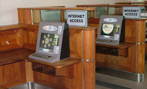 Internet service in the Orlando airport terminal