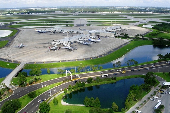 Orlando airline prices up this summer