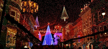 Disney’s Osborne Family Spectacle of Dancing Lights